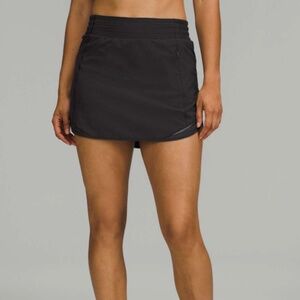 NWT Hotty Hot High-rise Skirt